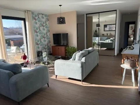 Maison Tout Confort, 4 Pers Parking Prive Le Pont-de-Beauvoisin France