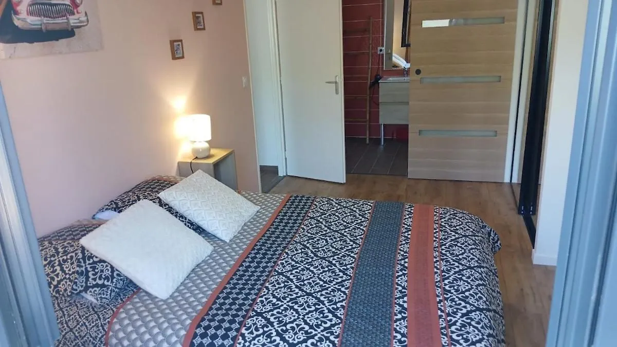 Maison Tout Confort, 4 Pers Parking Prive Le Pont-de-Beauvoisin 0*,
